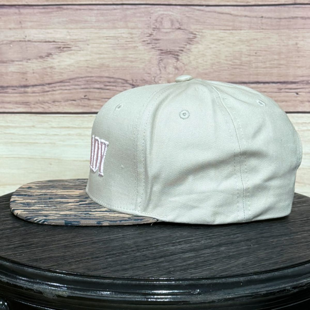 Ol' Lady 3D Puff Beige/Lowland